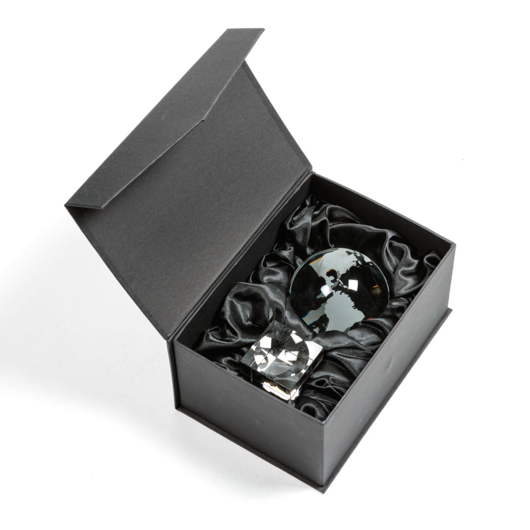 Globe on Cube VividPrint™ Award 3