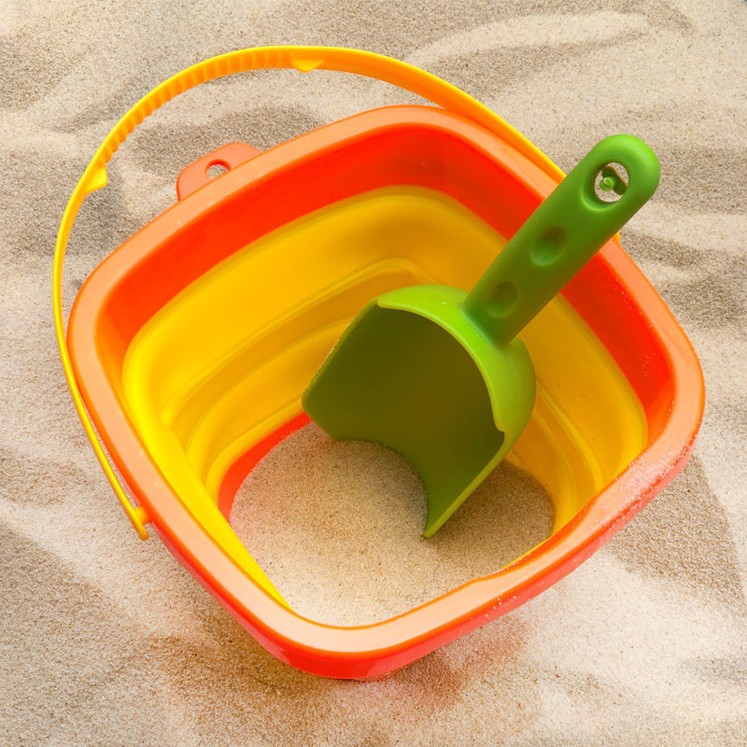 Plastic Beach Sand Shovel and Pail 1
