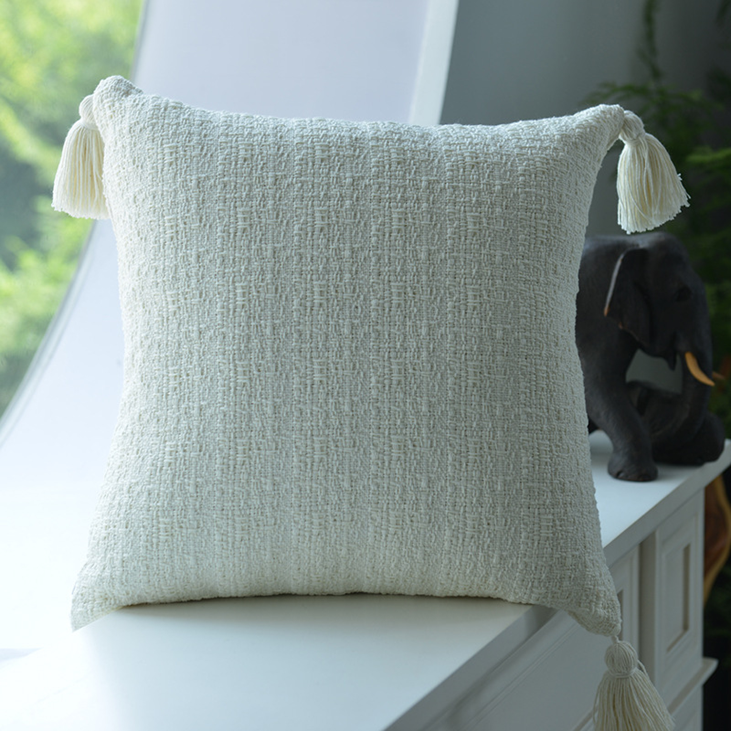 Cotton Linen Pillow Cover with Tassels 6