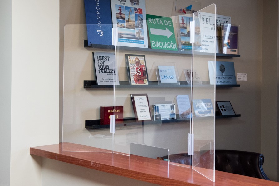 TopLineTri Fold Counter Shield A