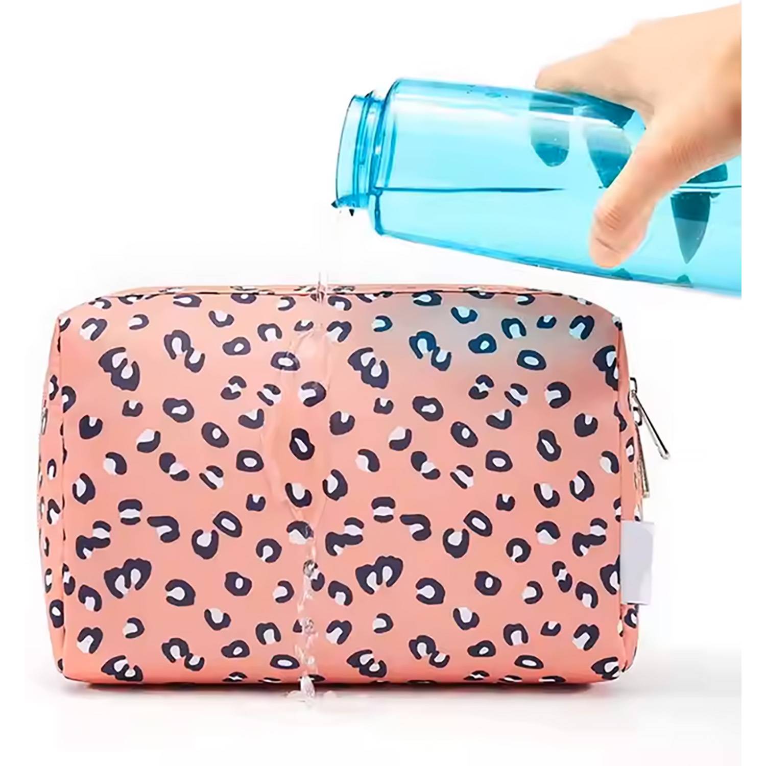 Lightweight makeup storage bag 3