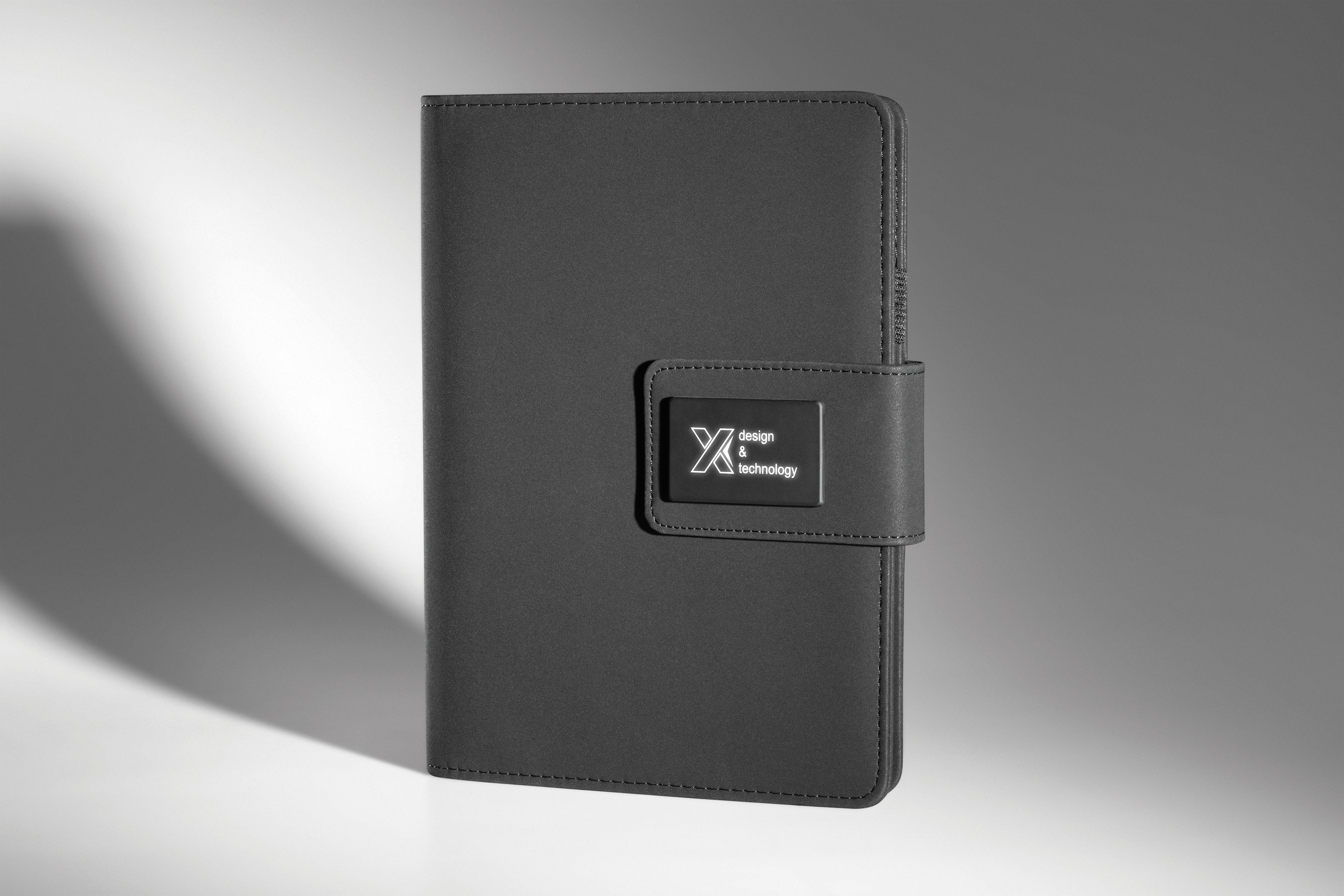 SCX Innovative Design™ Notebook A5 with Power Bank 4000 mAh 17