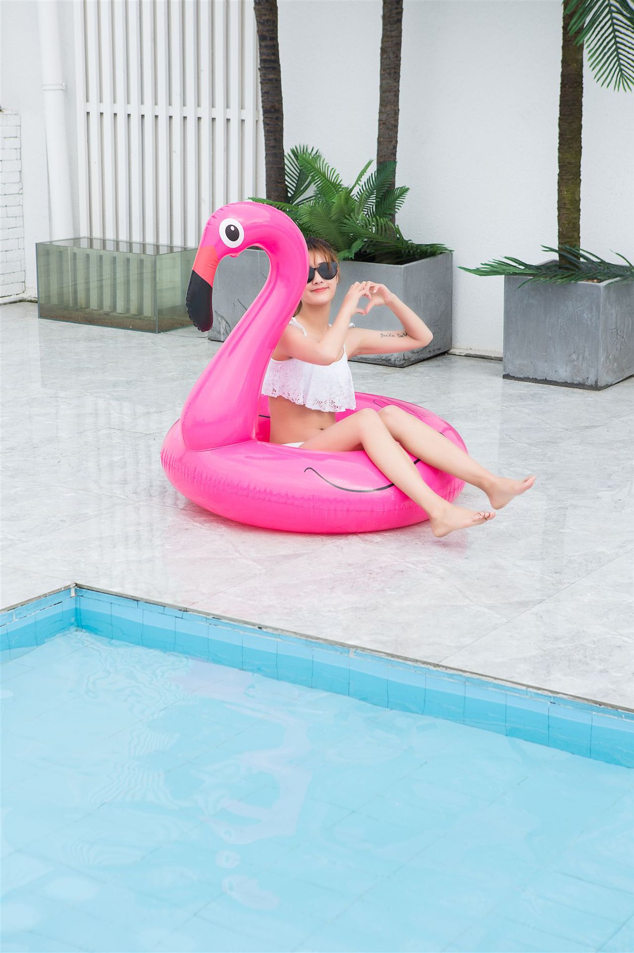 Flamingo Unicorn Pool Float 1