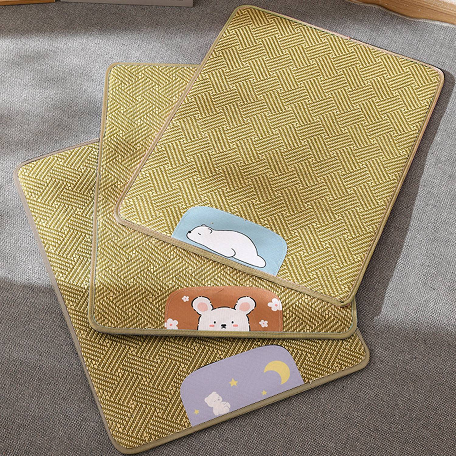 Summer Pet Anti-Slip Woven Rattan Mat 2