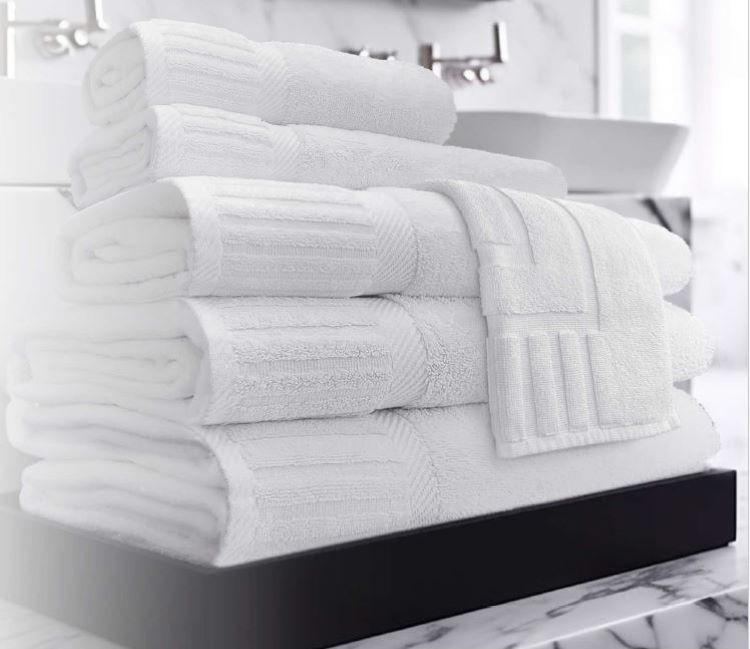 Signature Premium Cotton Bath Towel (27"x54") 1