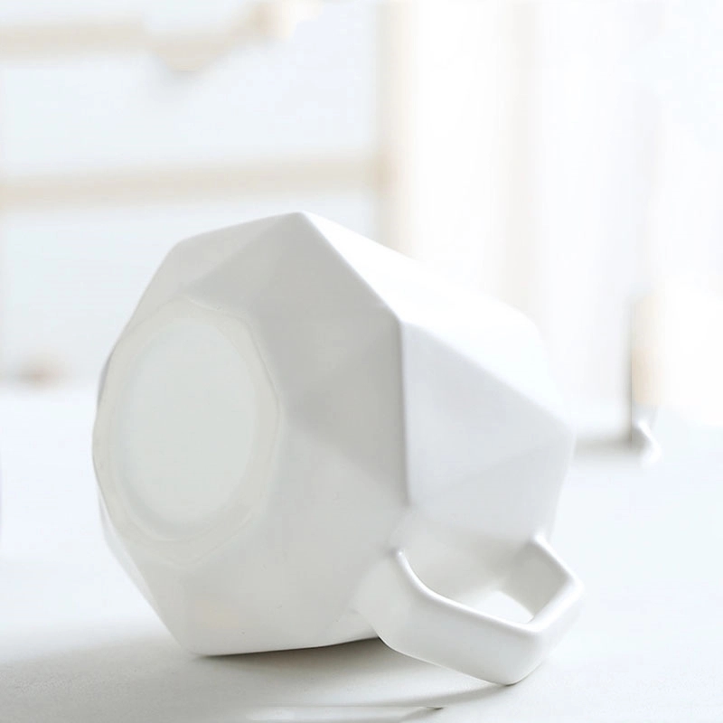Custom 12 Oz Diamond-shaped design ceramic mug 5