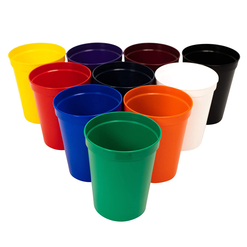 16oz Plastic Party Cup 1