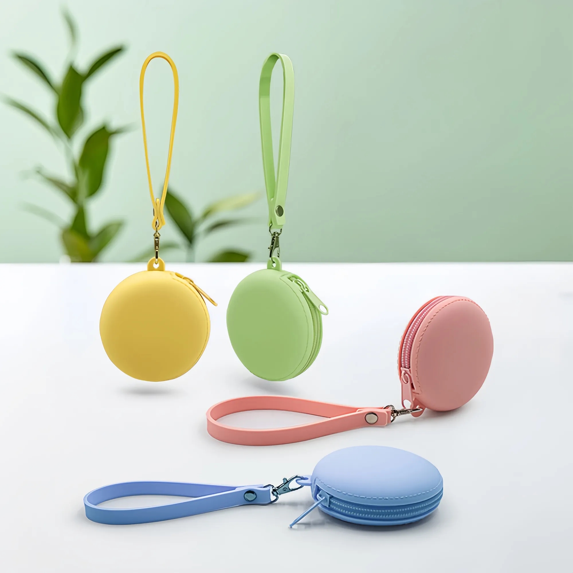 Portable Round Organizer For Small Essentials Storage 7