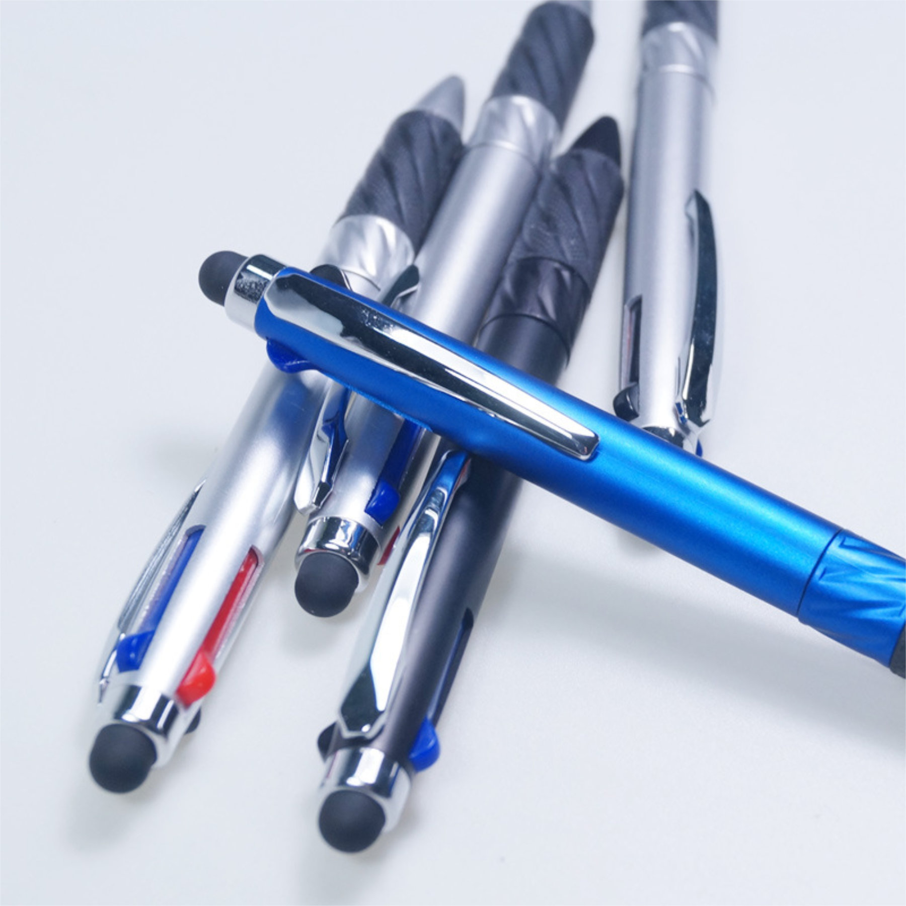 2 In 1 Capacitive Stylus & Three-color Ballpoint Pen 4