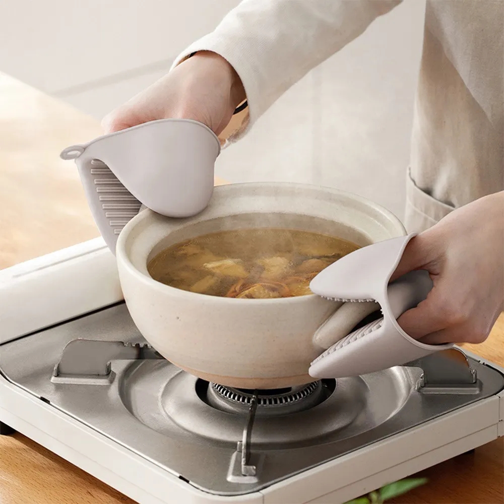 Wholesale Silicone Heatproof Oven Mitts Set 14