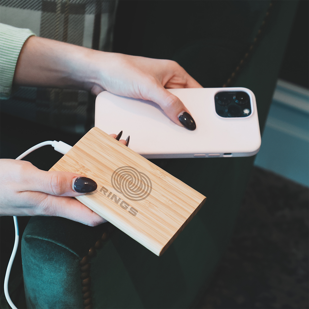 5000 mAh Bamboo Power Bank 2