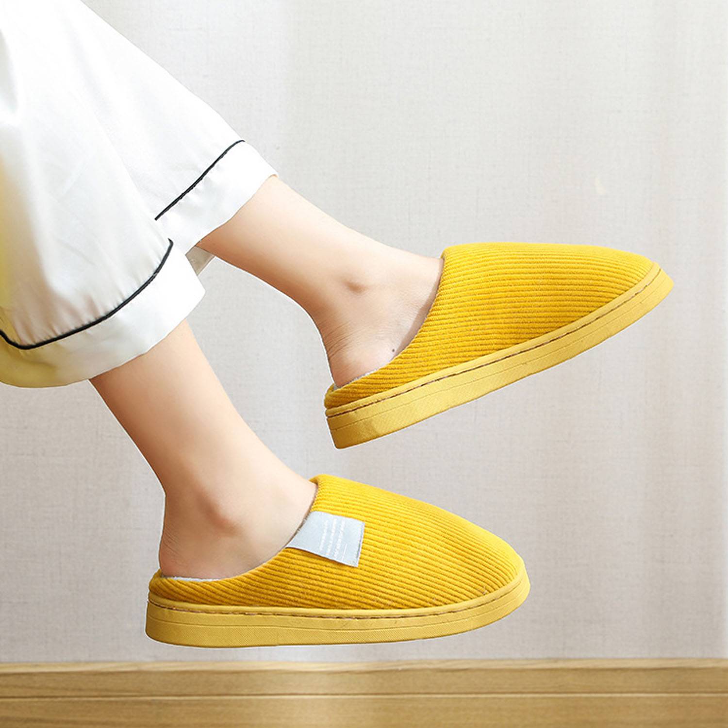 Solid-colored Plush Warm Slippers 9