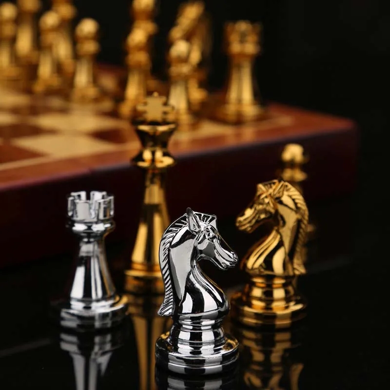 Folding retro metal chess set 4