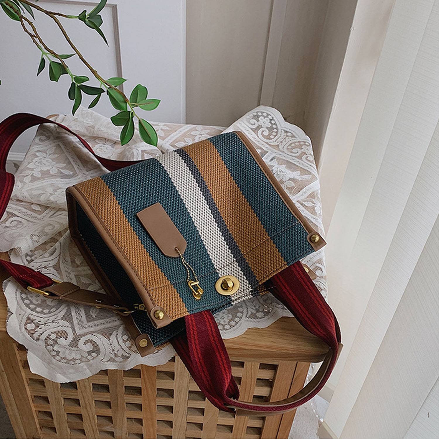 Canvas Tote Bag with Adjustable Strap and Lock Clasp, custom tote bag with logo imprint 15