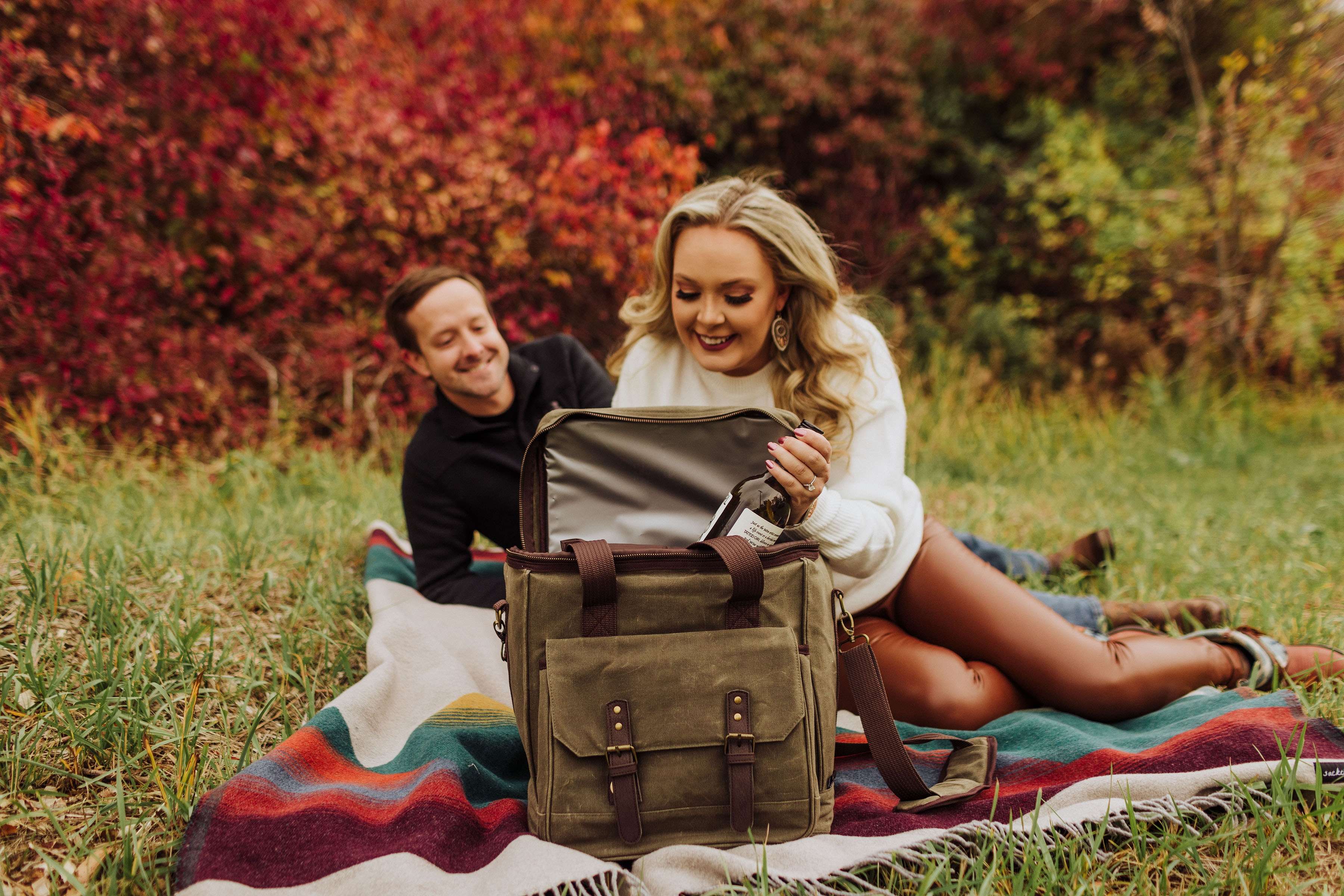Weekender 6 Bottle Insulated Wine Bag 1