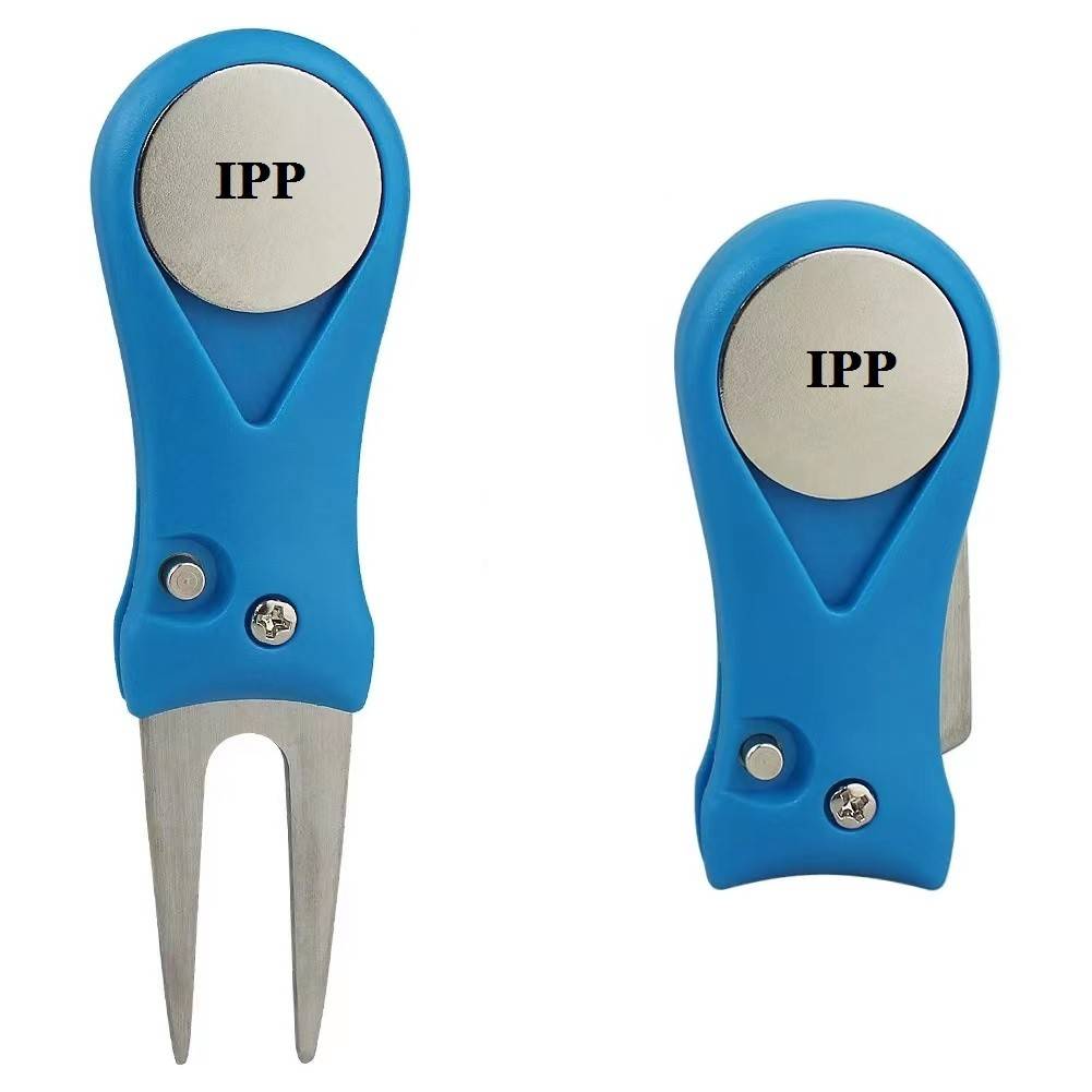 Foldable Golf Divot Repair Tool 1