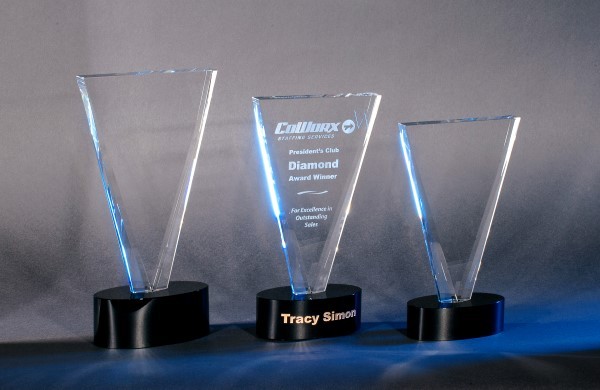 Designer Crystal V Cut Award 2
