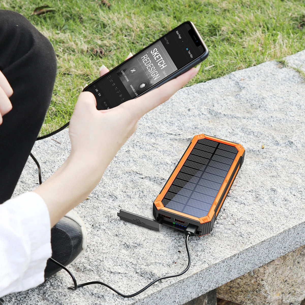 30000mAh Wireless Fast Charging Solar Power Bank 3