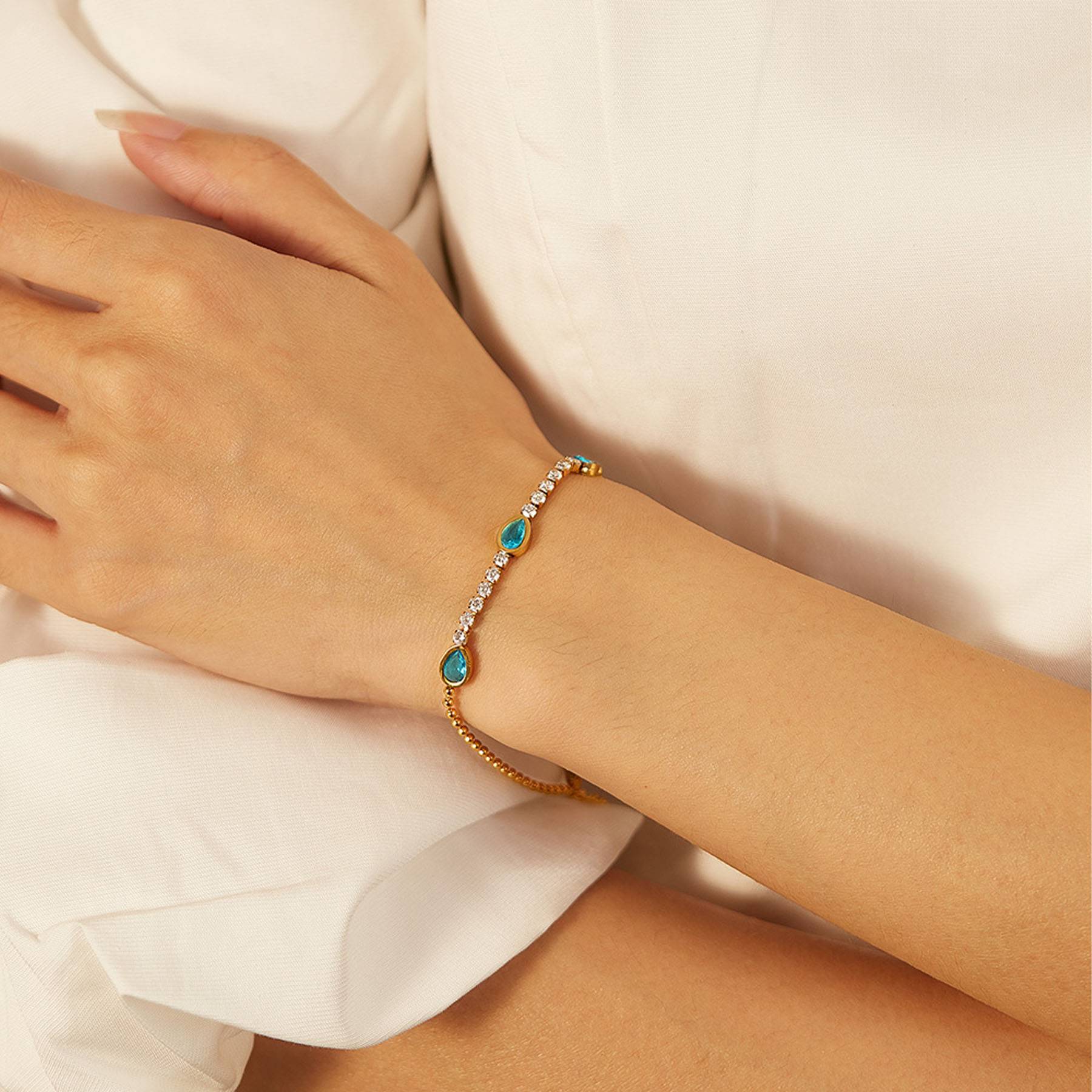 Zircon bracelet 4