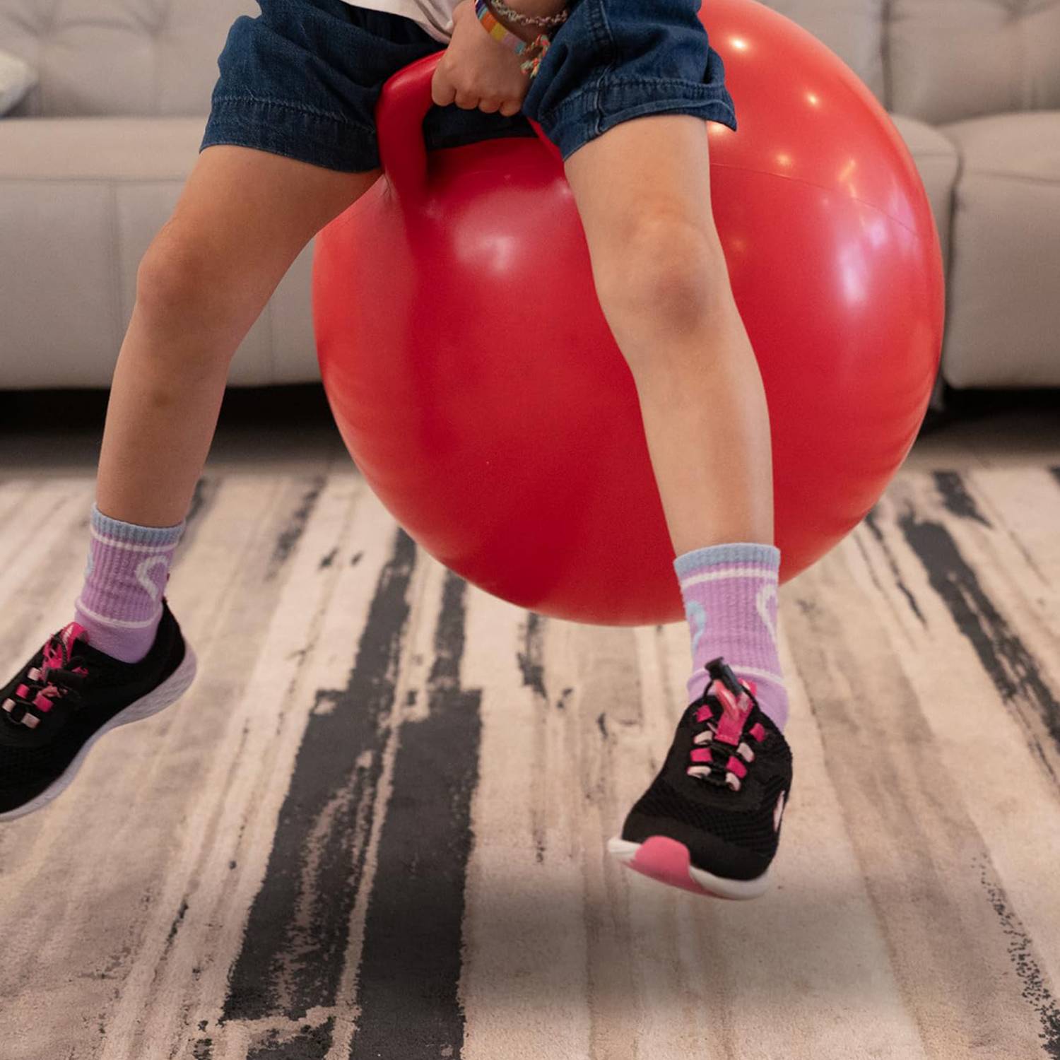 18 Inch Kids Thickened PVC Handle Hopper Ball 3