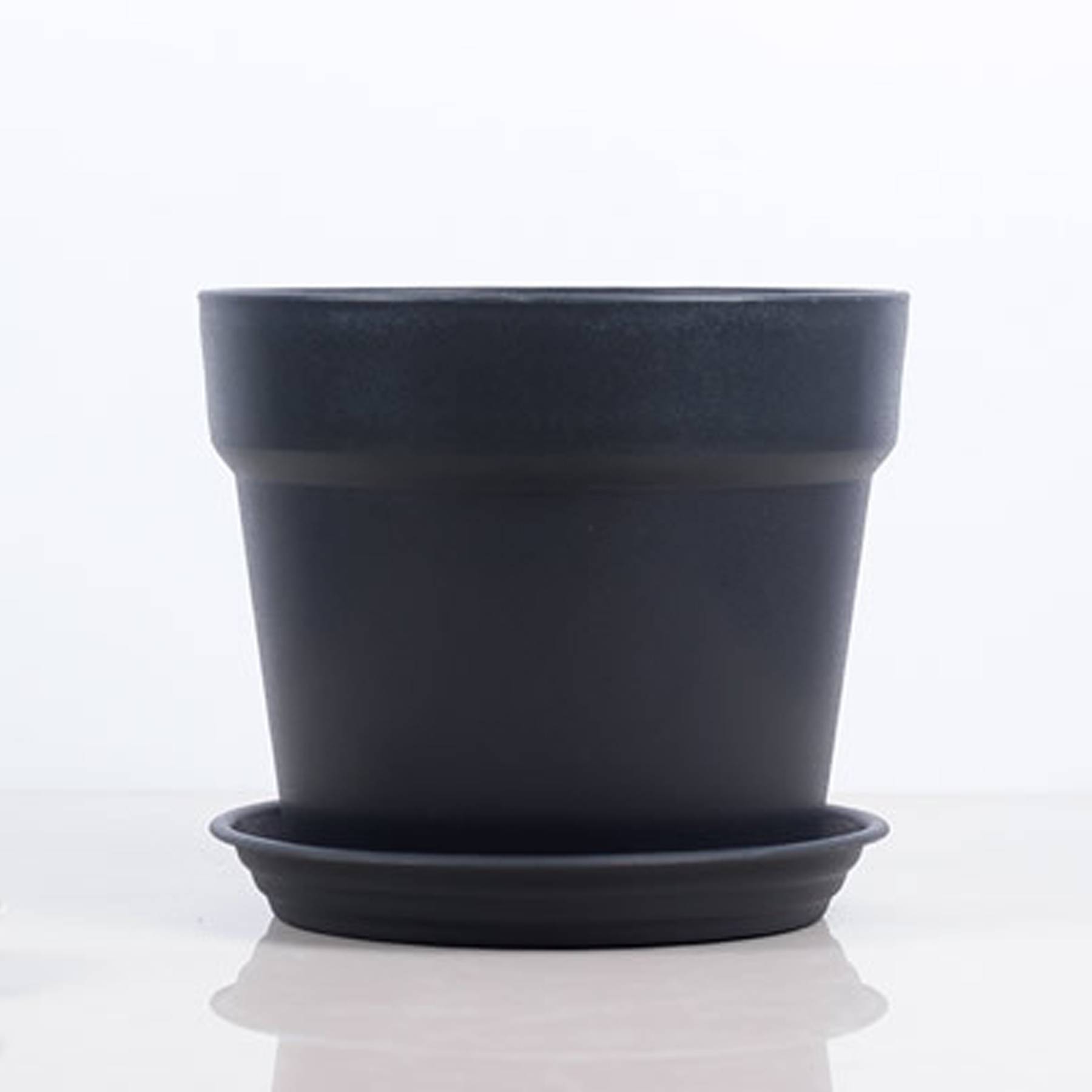 Plant Pot W/ Drainage Hole 2