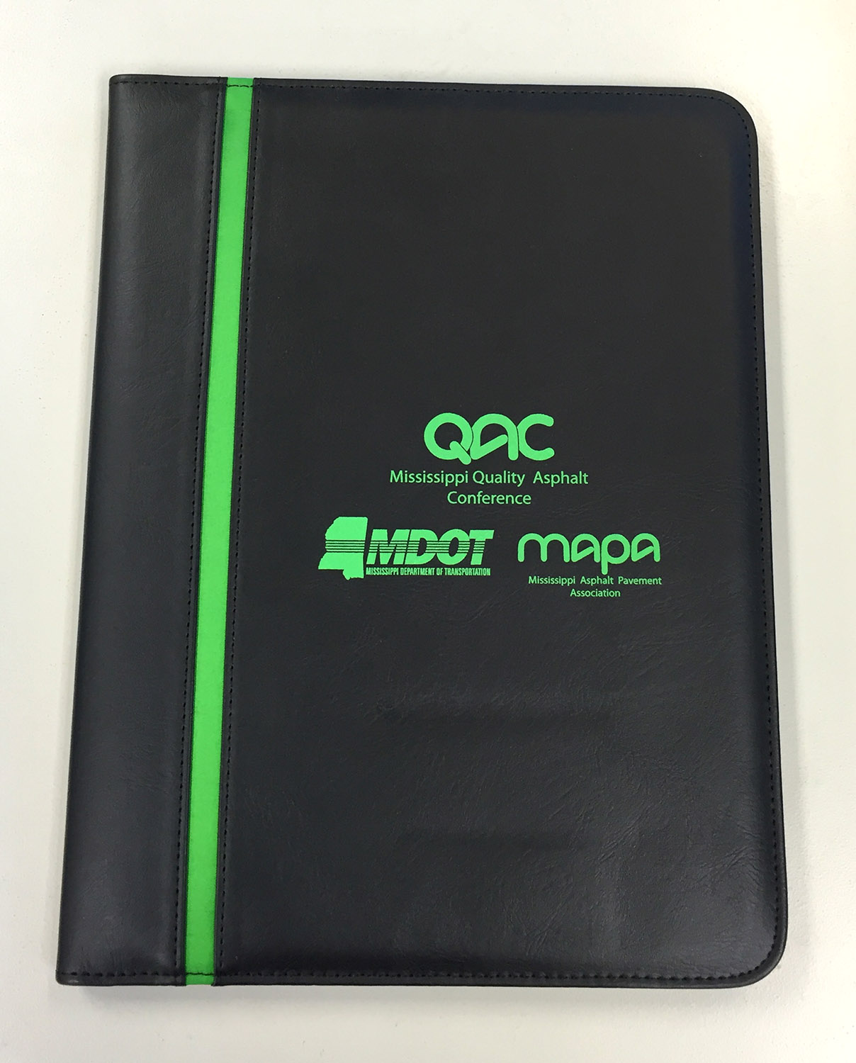 Deluxe Padfolio Dualtone 9