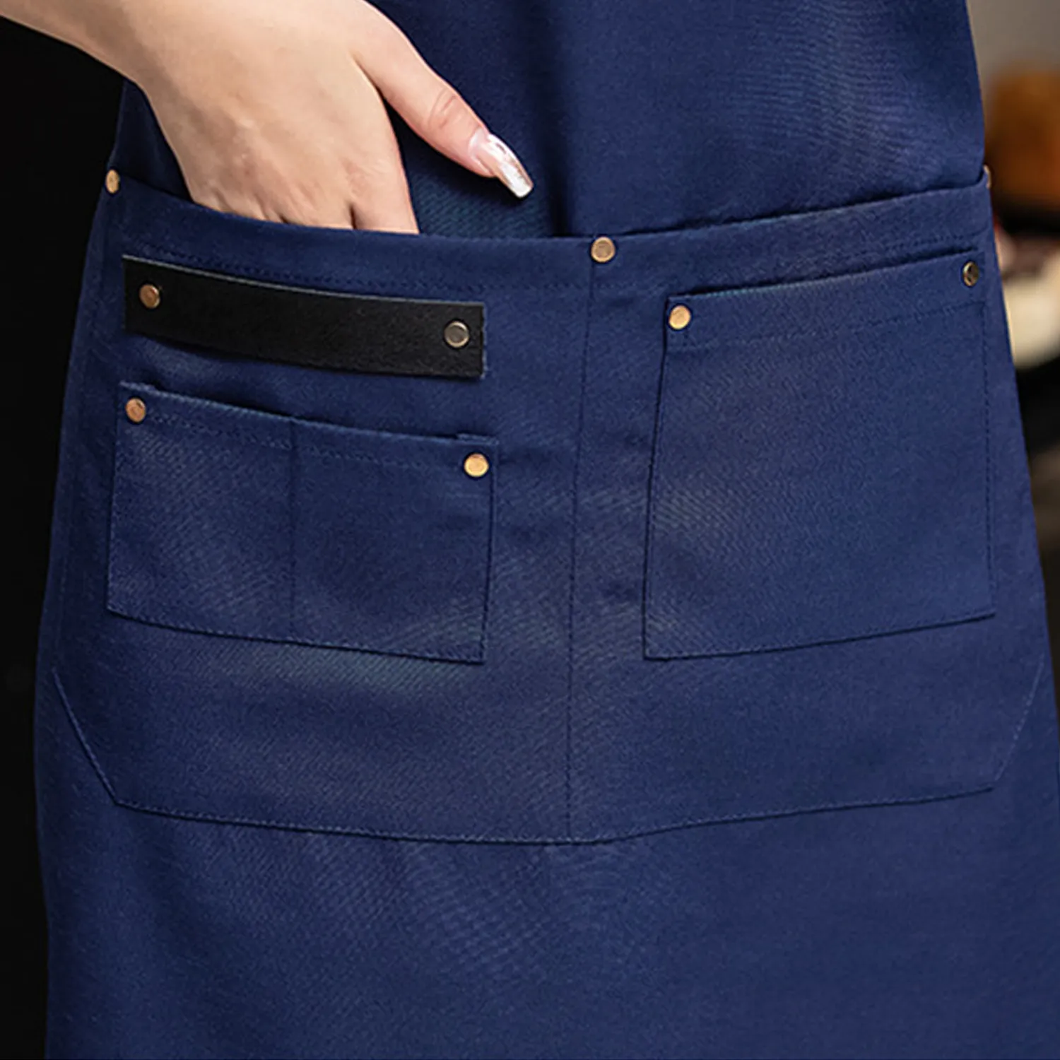 Stylish Apron with Adjustable Neck Strap & Multiple Pockets 4