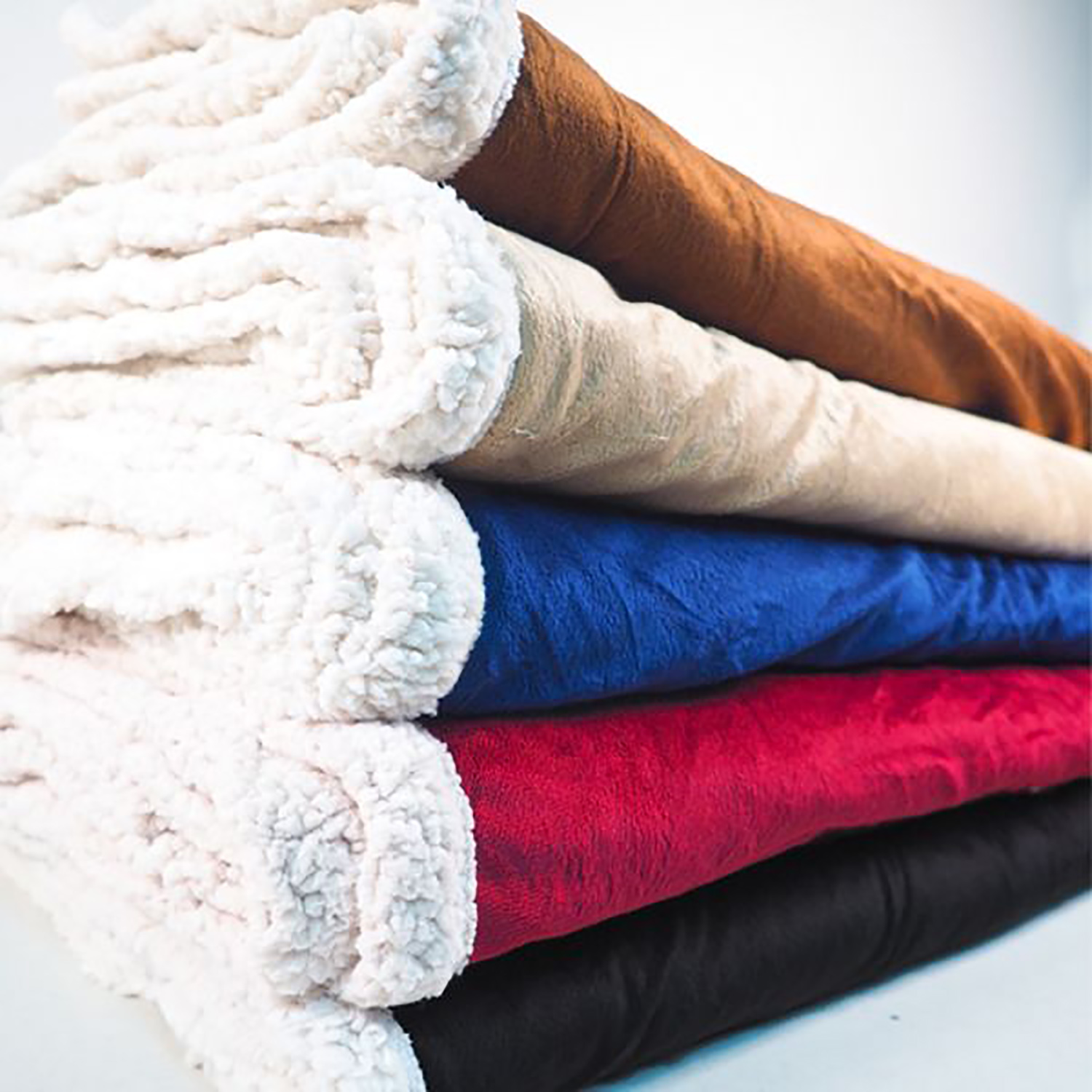 Lambswool Microsherpa Foldable Throw Blanket 1