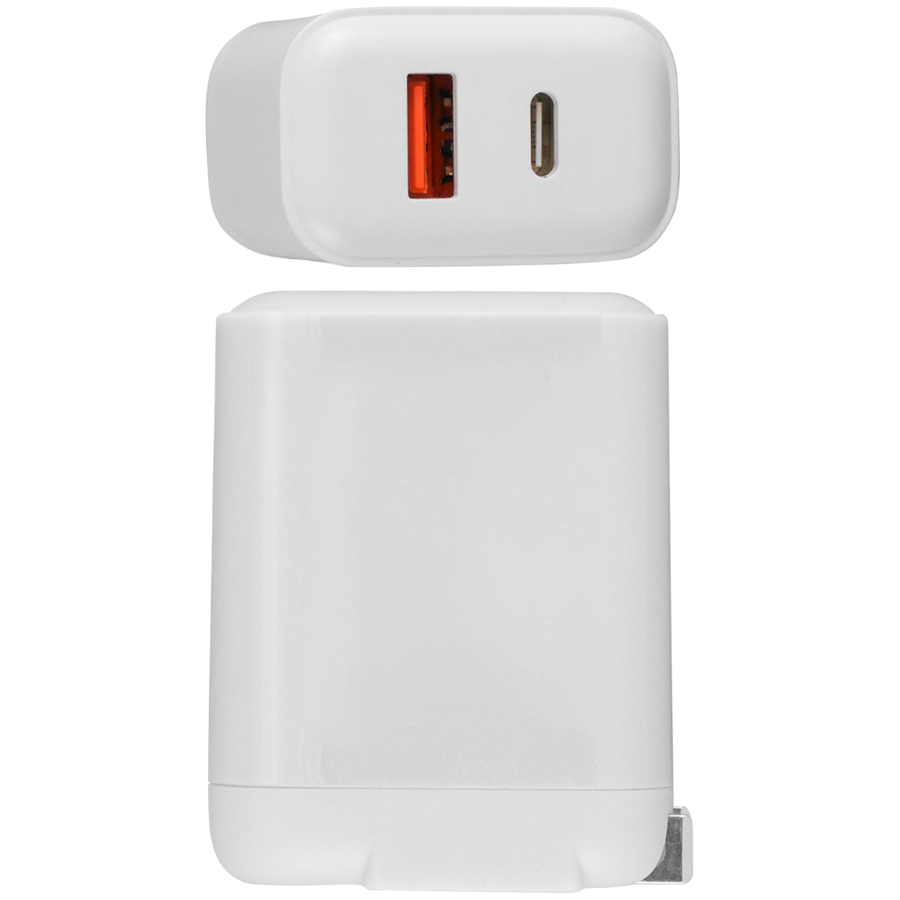 Dual-Port Fast Charging Wall Adapter 6