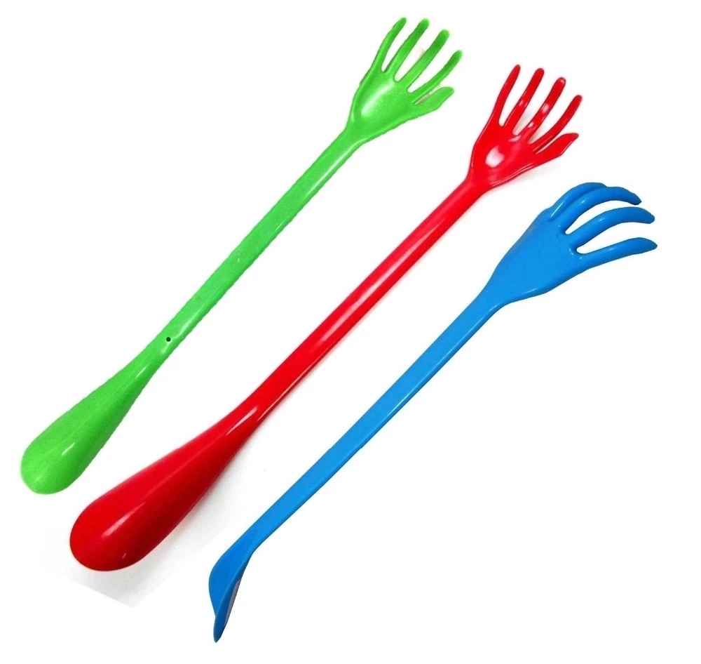 Plastic Back Scratcher with Shoe Horn 1
