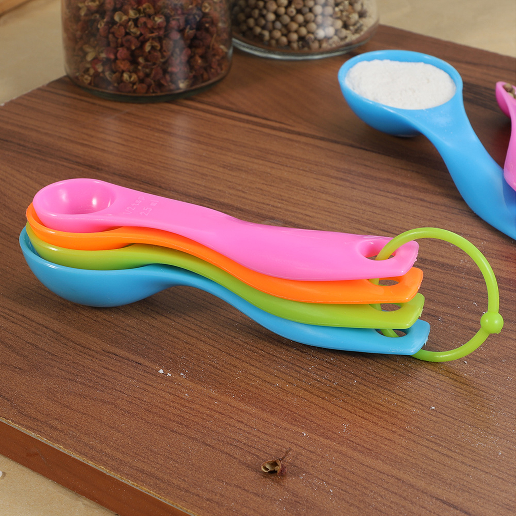 Colorful Measuring Spoons 4-Piece Set 5