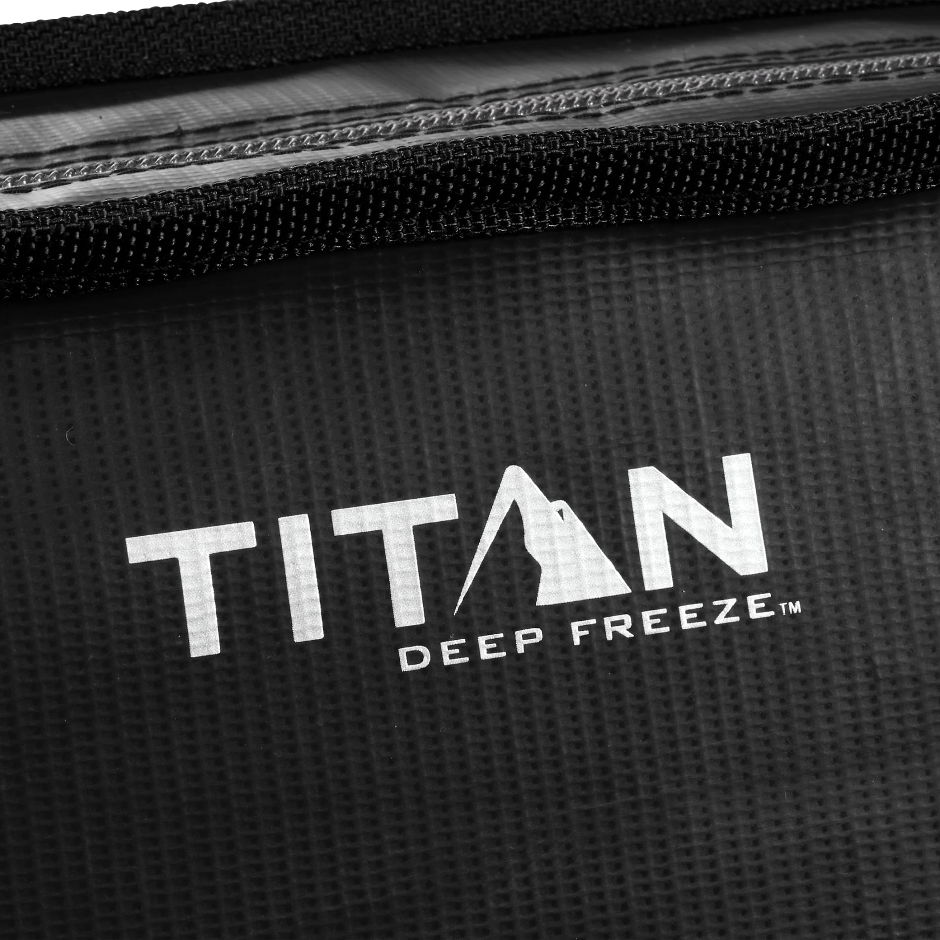Arctic Zone® Titan Deep Freeze® 3 Day Ice Cooler 5