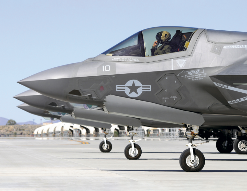 Good Value™ American Armed Forces - Spiral Calendar 28