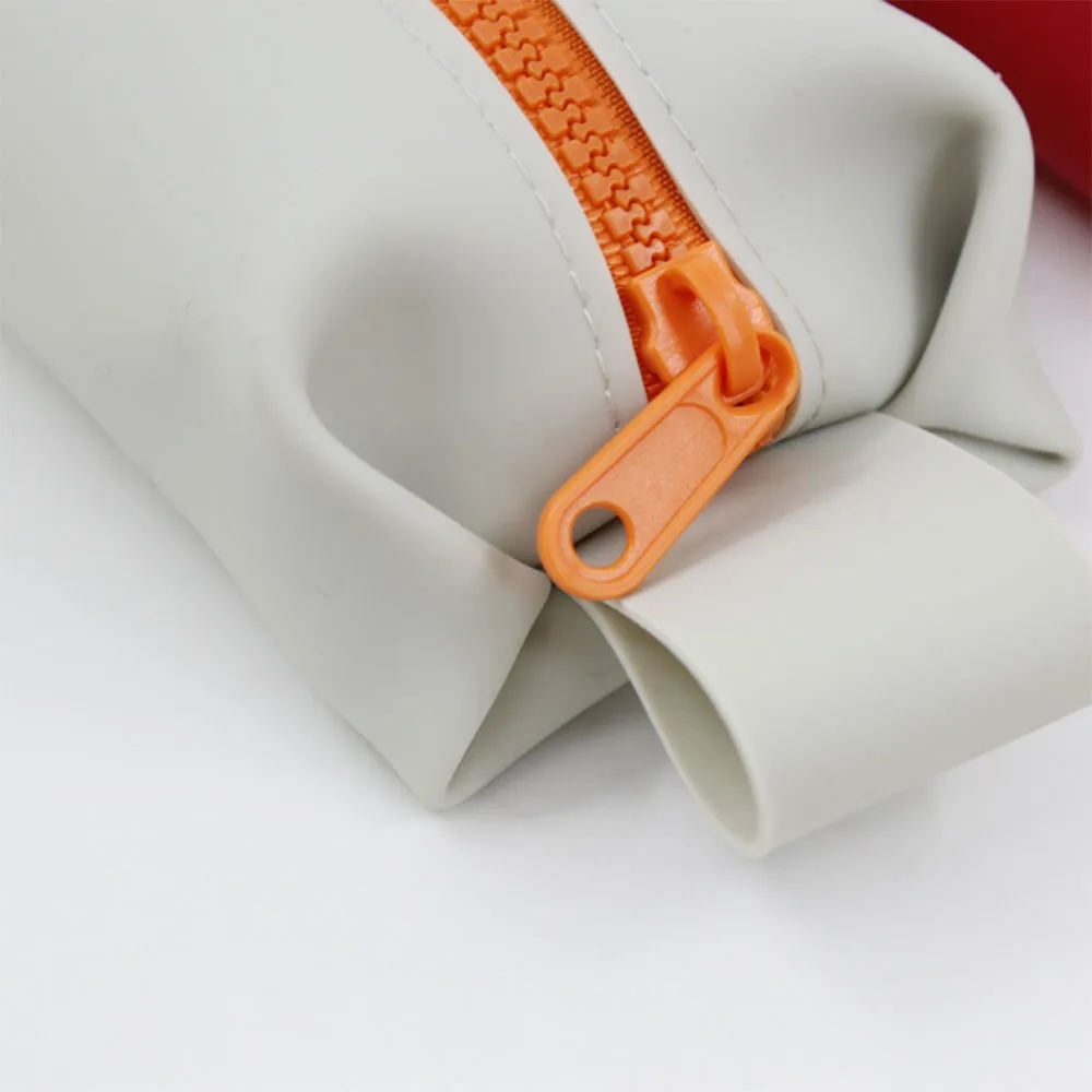 Silicone Cosmetic Storage Bag 4