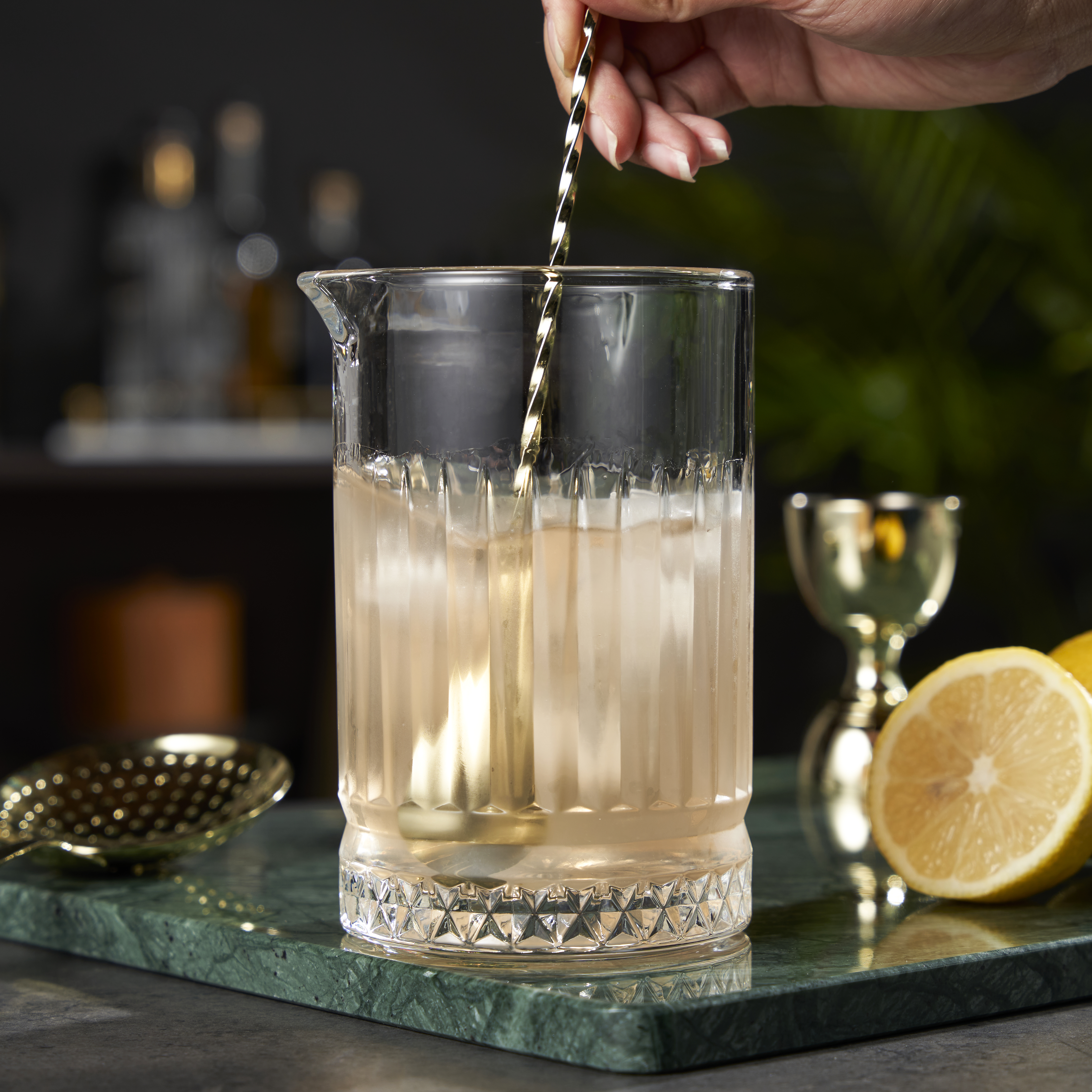 Viski® Pedestal Crystal Mixing Glass 7