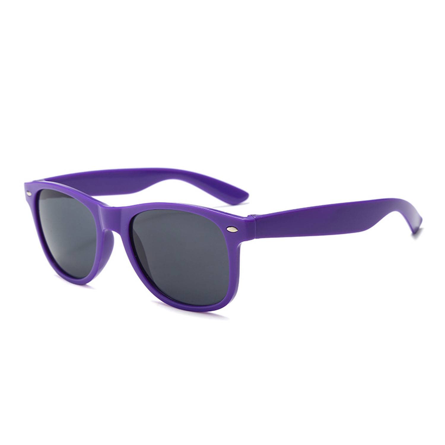 Lightweight UV Protection Plastic Sunglasses 2