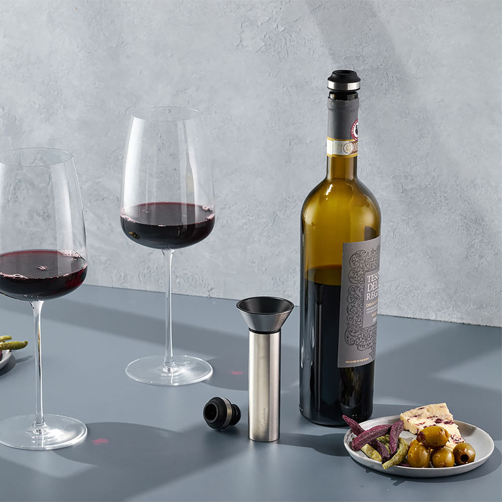 Vacuum Wine Saver & Preserver With Two Stoppers