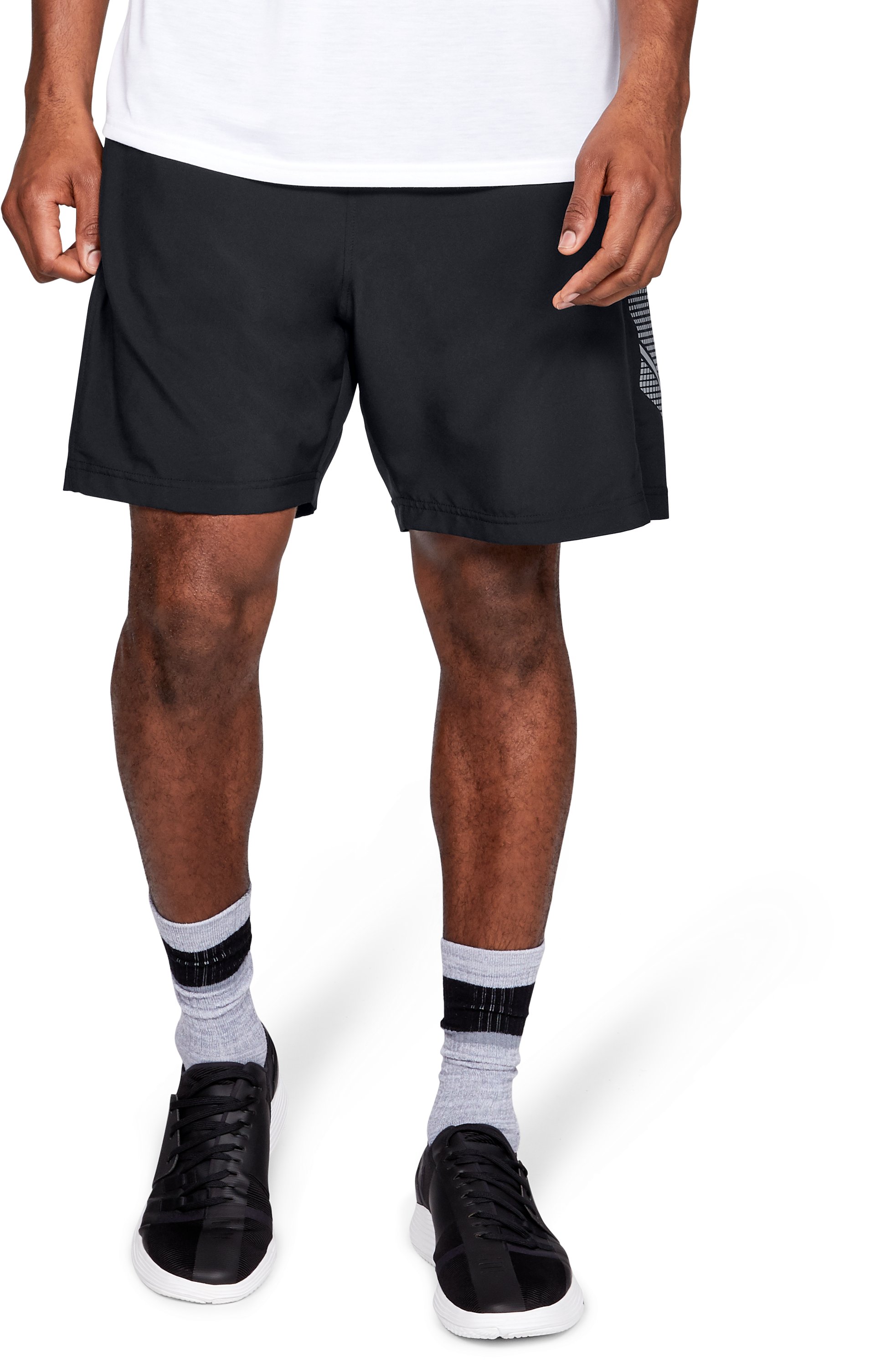 UA Woven Graphic Men's Shorts 3