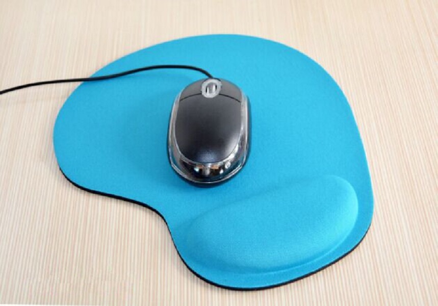 Mouse Pad w/ Wrist Support 6