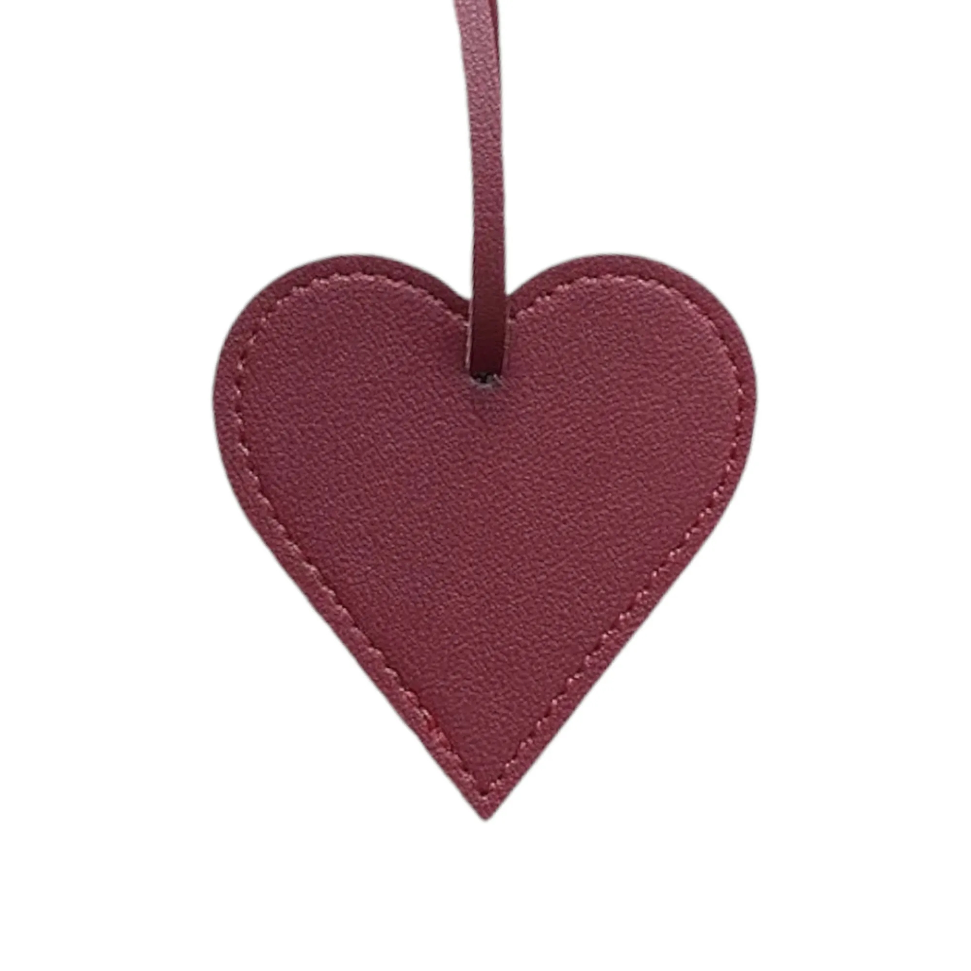 PU Leather Heart Keychain Lightweight Compact Build 10