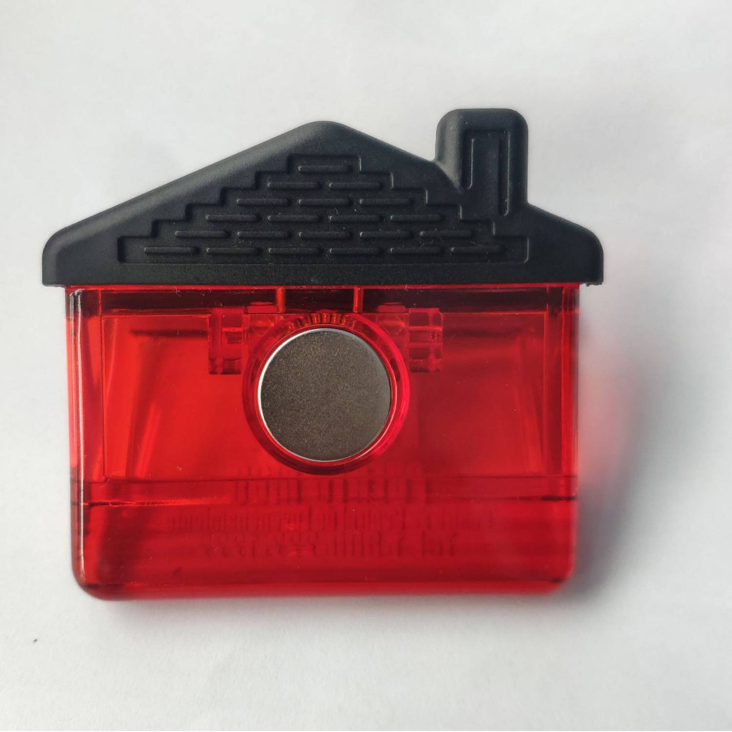 House-Shaped Magnetic Clip 3
