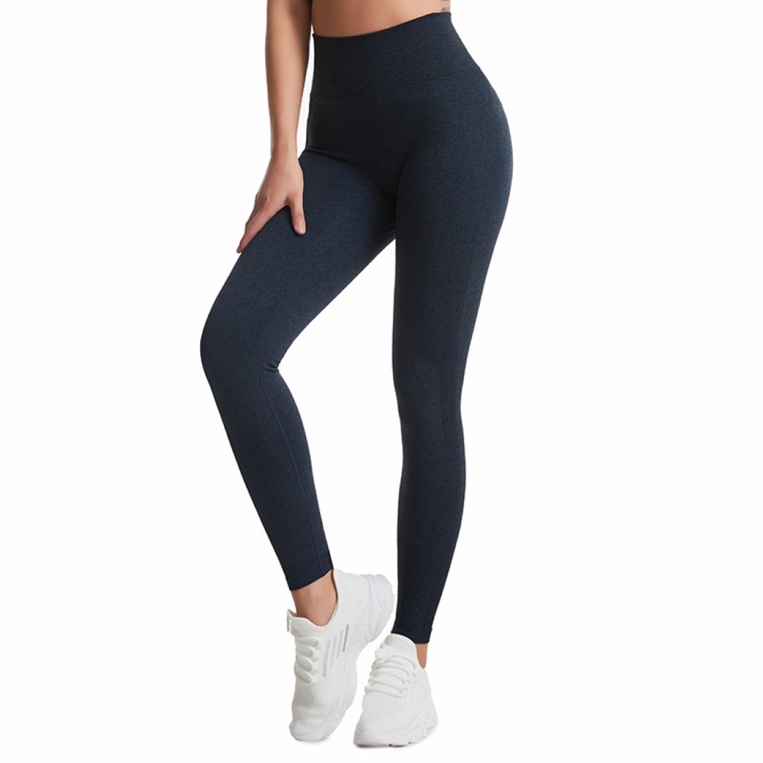 Woman seamless yoga pants 3