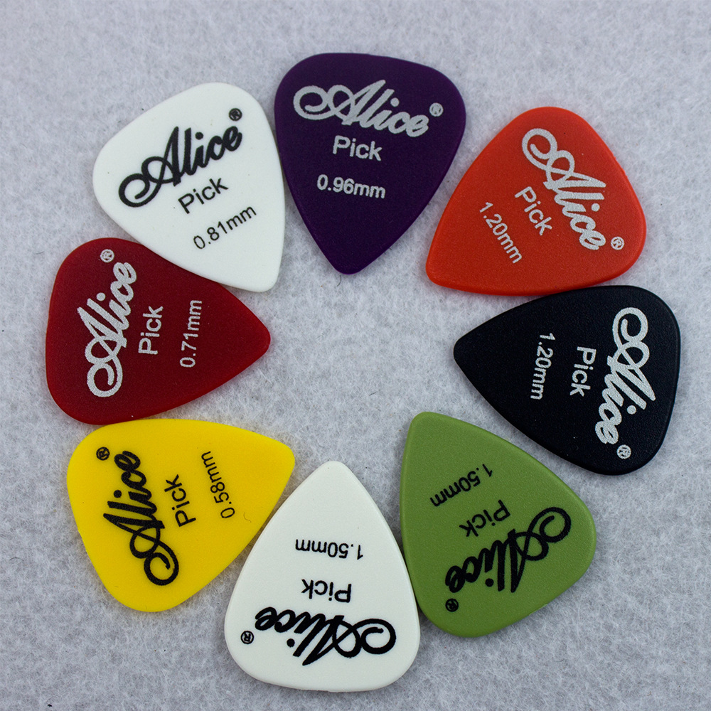 Guitar Pick 1