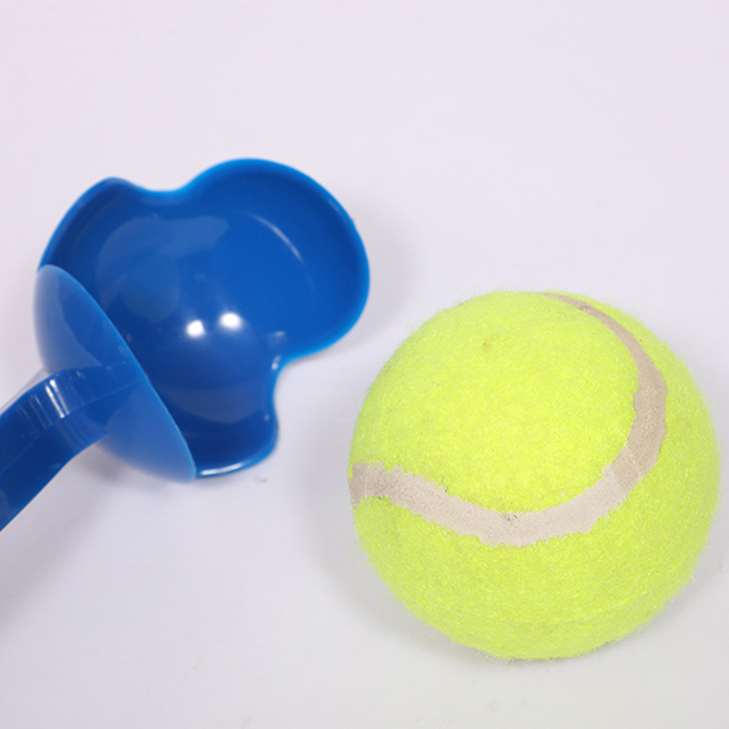 Ball Thrower for Dogs ?C Sturdy & Interactive Toy 3