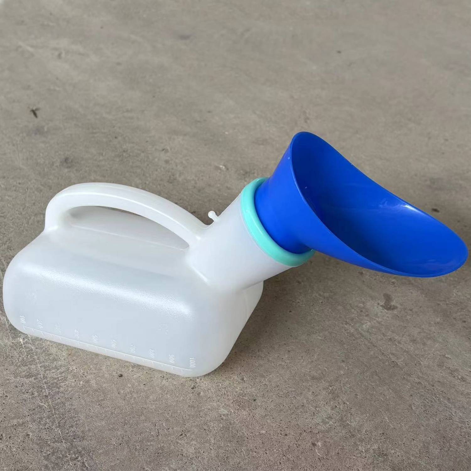 34 Oz Portable Unisex Pee Funnel Pot w/ lid 1