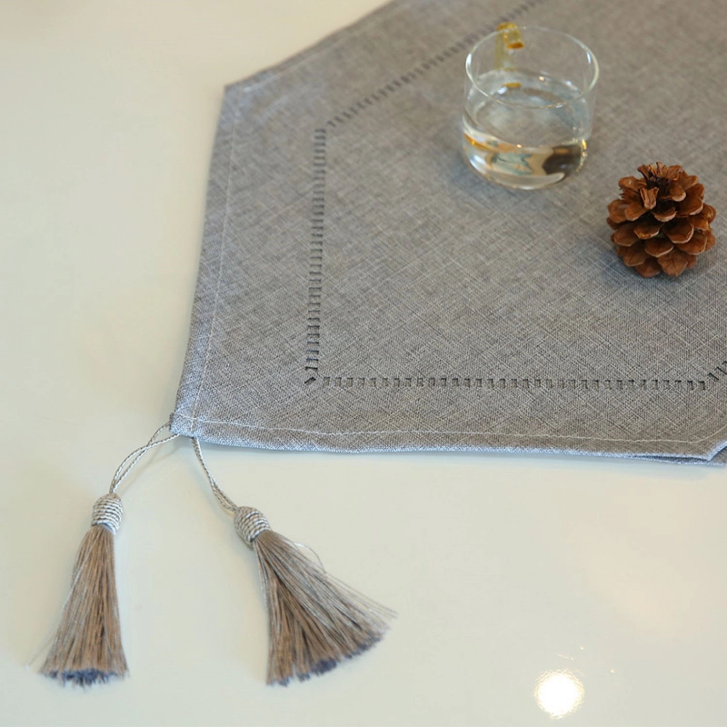 Homes Cotton Linen Table Runner Machine Washable 3