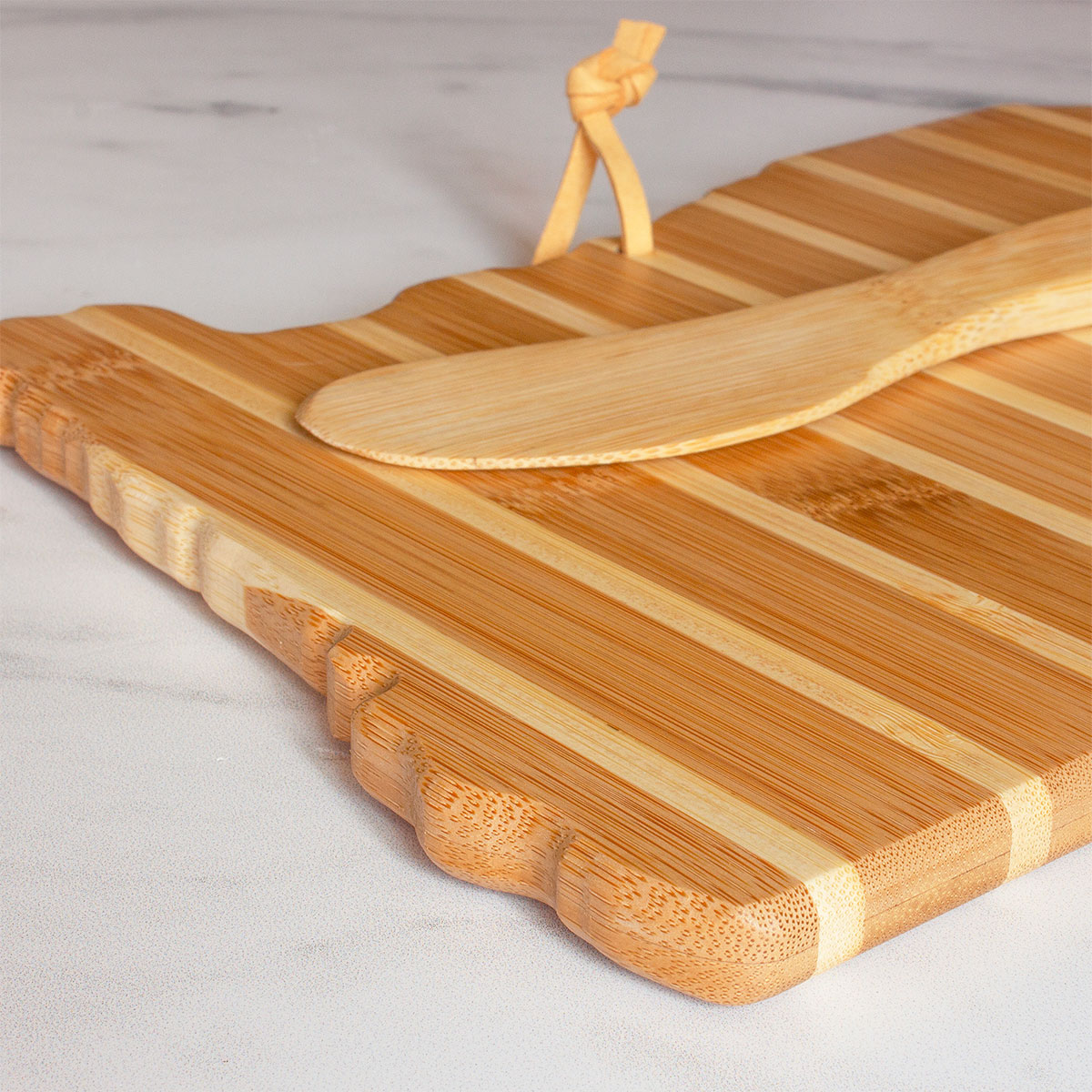 Oregon Charcuterie Board with Spreader Knife Gift Set 5