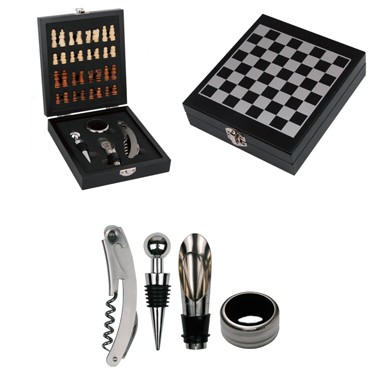 4pcs Wine / Chess Set in Wood Box 1