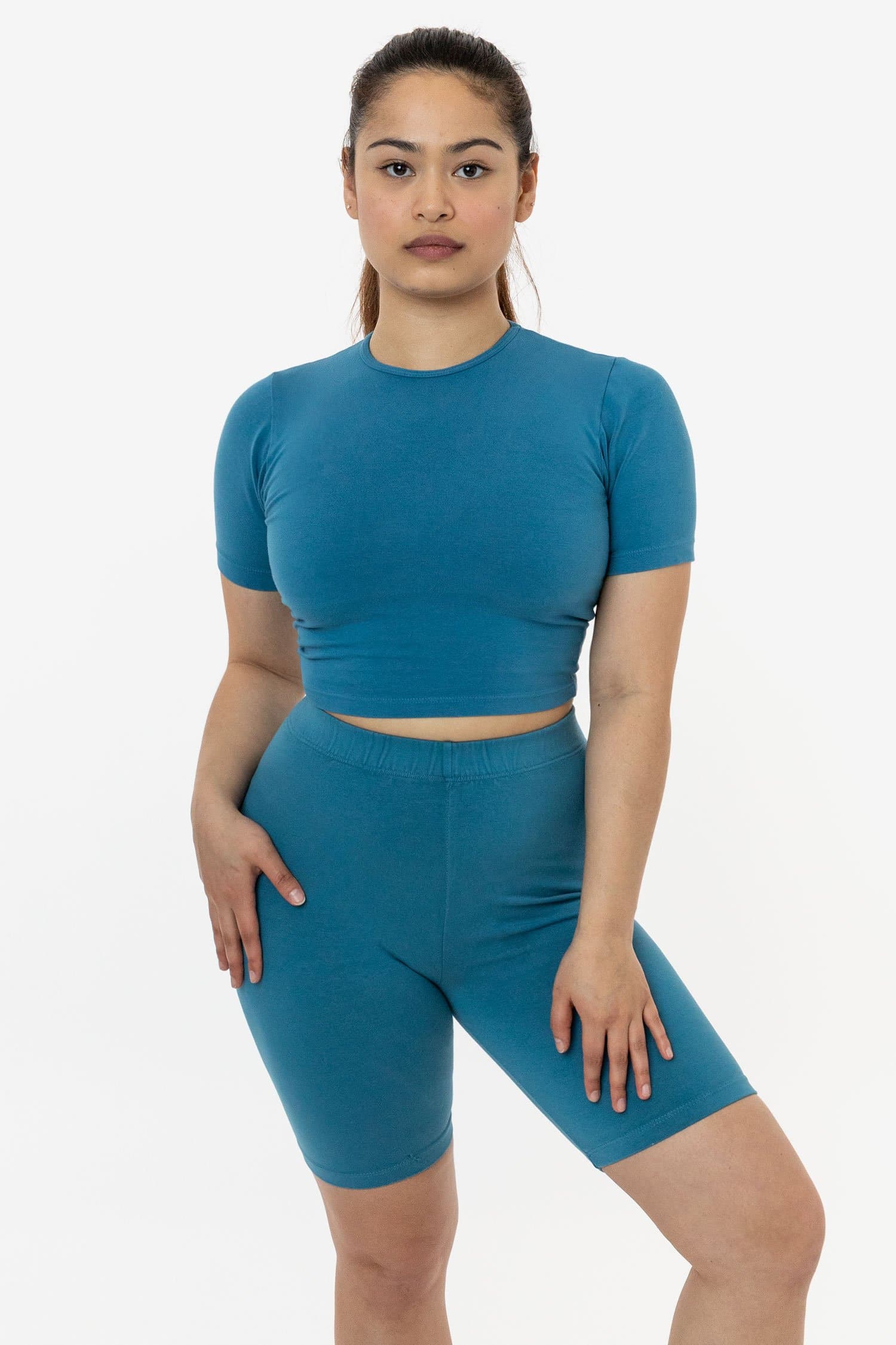 GARMENT DYE MICRO CROP TEE 9