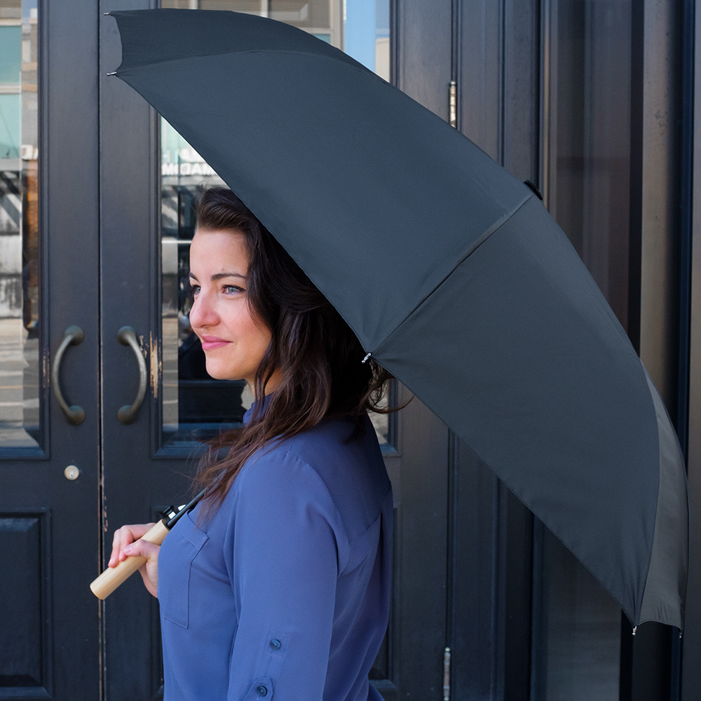 Eco-Friendly - The Enviro Inversa Inverted Umbrella - Recycled Materials/Bamboo Handle 6